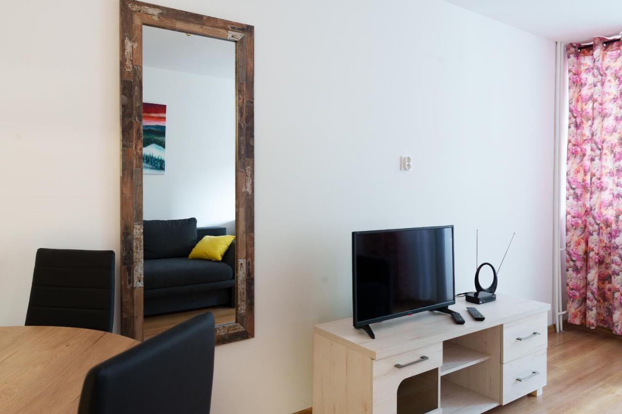 Apartament Pod Swierkiem - Pet Friendly - 2 Osobne Pokoje Dla Max 5 Osob - Space Apart Jelenia Góra Kültér fotó