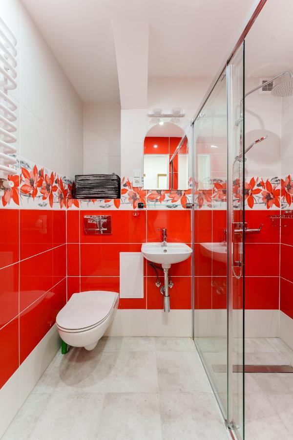 Apartament Pod Swierkiem - Pet Friendly - 2 Osobne Pokoje Dla Max 5 Osob - Space Apart Jelenia Góra Kültér fotó